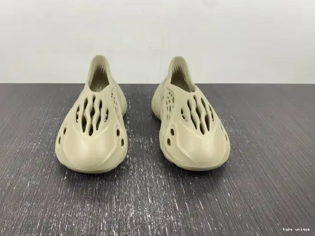 hype Foam Adidas Yeezy Stone Salt GV6840 RNR 0511